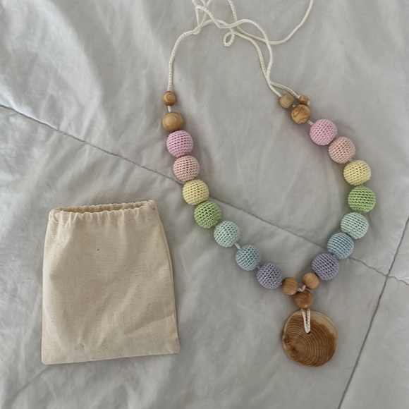 Rainbow Eco-Friendly Nursing Necklace - Picture 5 of 5